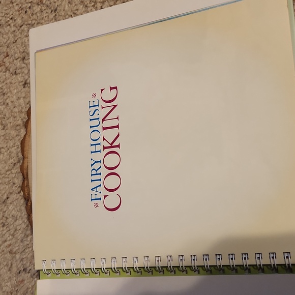 Fairy House Cooking by Liza Gardner Walsh Cookbook 2017 Hardcover Spiral Bound - Picture 4 of 7